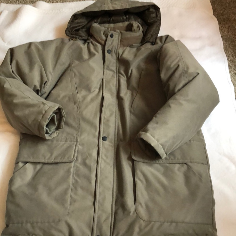 Men’s down jacket with hood
